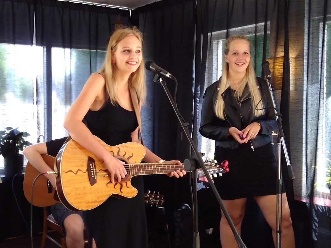 Singer-Songwriter Mirjam Tamara