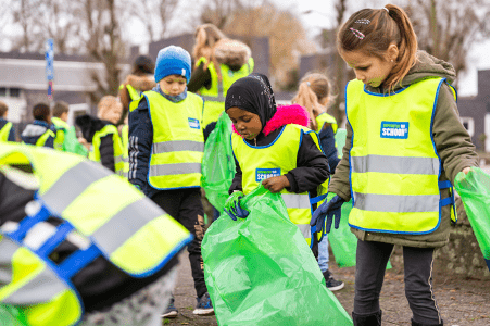 Tienduizenden-jonge-Supporters-van-Schoon-in-actie-om-schoolomgeving-zwerfafvalvrij-te-maken-c-Supporter-van-Schoon