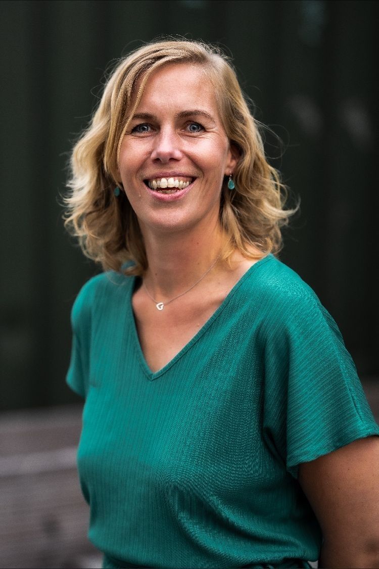 Annelies Bondo uit Leek