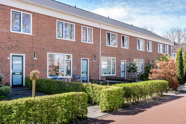 Gerenoveerde woningen aan de Waezenburglaan van Wold & Waard (foto door: Martijn Heemstra)